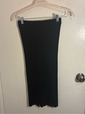 Alice + Olivia Black Ribbed Knit Pencil Midi Skirt with Cutouts